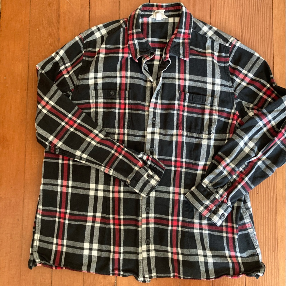 Duluth Tranding Co XL women’s free swinging  flannel shirt